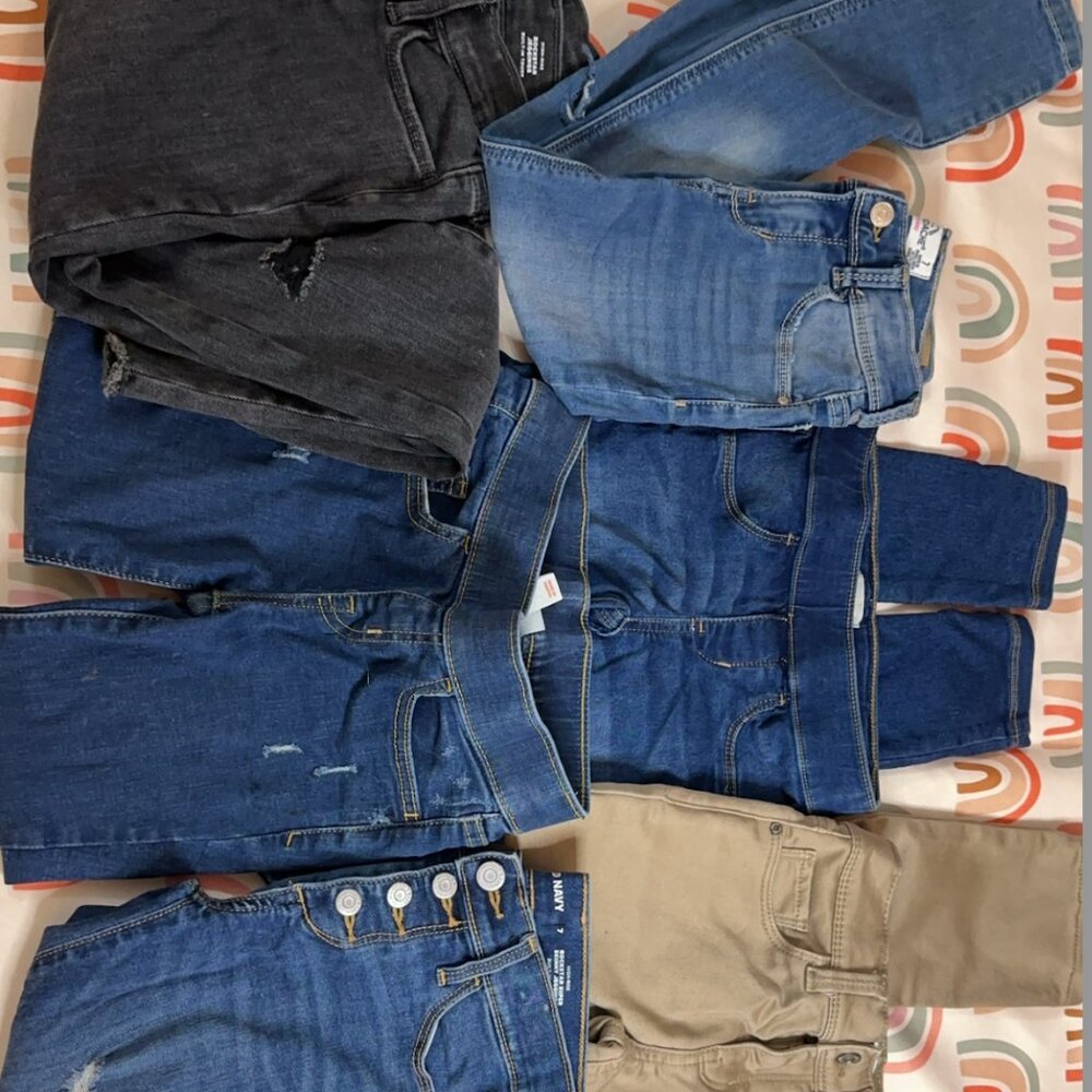 Bundle of 6 Pairs of Skinny Jeans